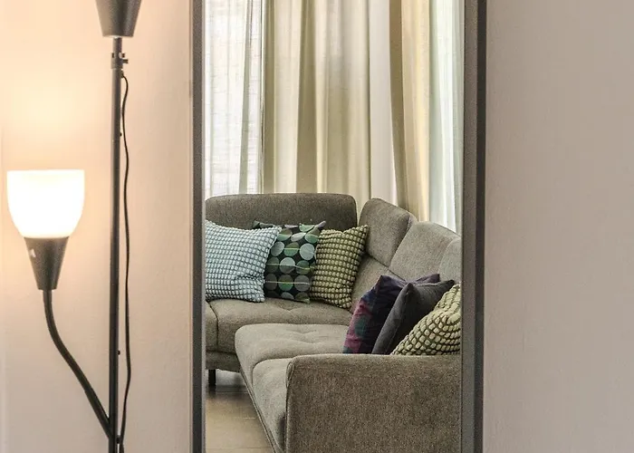 דירה Elegant & Two Bedroom Flat *