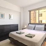 Elegant & Two Bedroom Flat * 라르나카