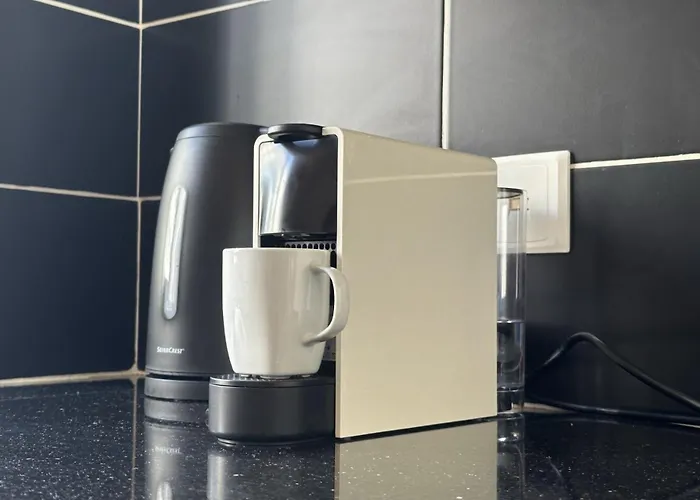 Apartmán Elegant & Two Bedroom Flat *